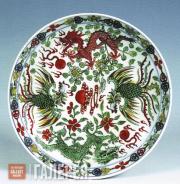 Plate with Decoration of Dragons and Phoenixes. 18th century