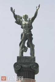 Tsereteli Zurab. “Victory” monument. 1996