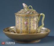 Covered cup and saucer of Elizabeth Petrovna Covered cup and saucer of Elizabeth Petrovna