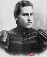 Yevdokiya Lvovna Alexeeva – Yekaterina Belashova’s mother. Photograph, 1912 Yevdokiya Lvovna Alexeeva – Yekaterina Belashova’s mother. Photograph, 1912