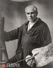 Pavel Korin in his studio Pavel Korin in his studio