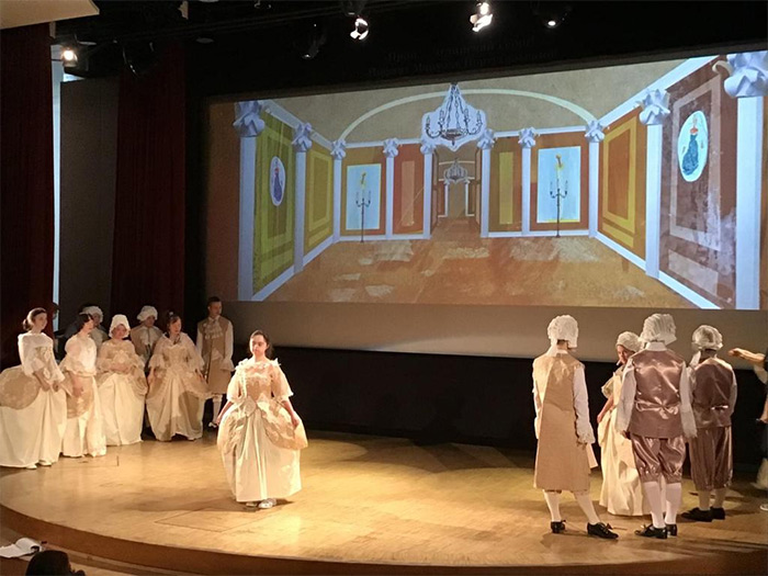 Репетиция театрально-музыкальной постановки «Русская императрица»